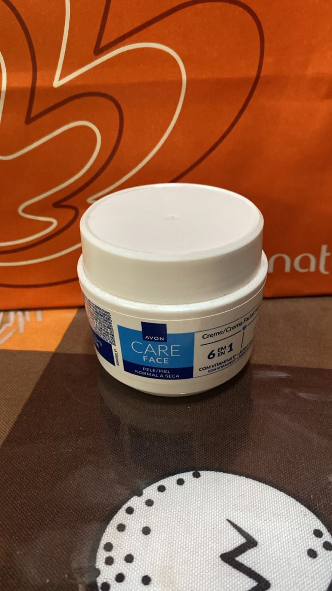 Creme Facial Hidratante Avon Care 6 em 1 100g
